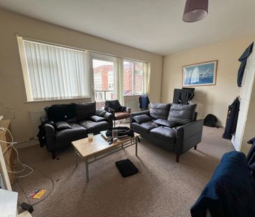 3 bedroom maisonette to rent - Photo 1