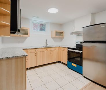 For Lease - 1649 Rosebella Avenue Unit# B, Blossom Park - Airport a... - Photo 6