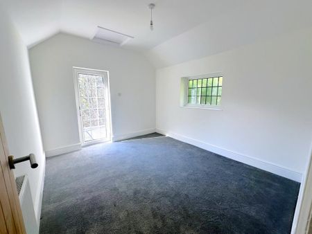 4 bedroom detached house to rent - Photo 5