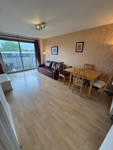 2 bedroom flat to rent - Photo 4