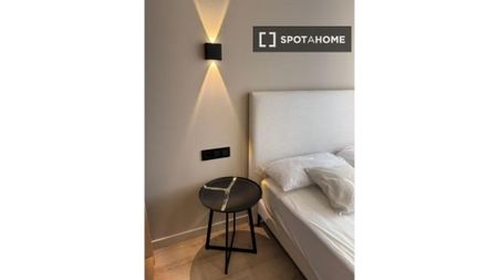 3 room luxury Flat for rent in Santa Coloma de Gramenet, Catalonia - Photo 2