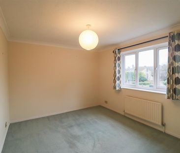 Howlett Way, Bottisham - Photo 3