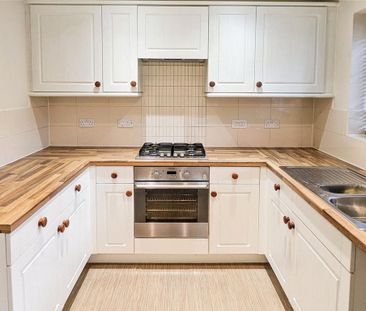 3 bedroom semi-detached house to rent - Photo 1