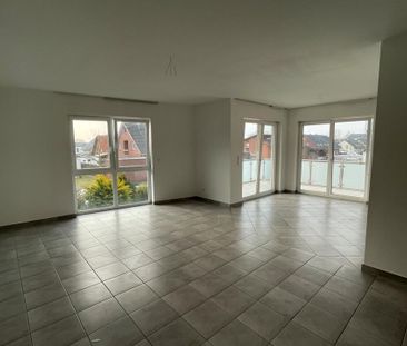 lichtdurchﬂutete 3 Zimmerwohnung inkl. EBK, Fahrstuhl, Balkon und K... - Photo 4