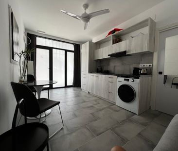 Carrer Ignacio Zuloaga, Valencia, Valencian Community 46024 - Photo 2