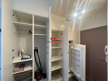 Location Appartement 1 pièce 17m² - Photo 4