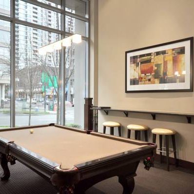 One-bedroom in Yaletown - Photo 1