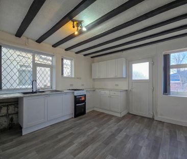 2 bedroom semi-detached house to rent - Photo 6