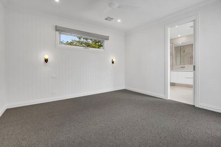 2/20 Severn Street, Balwyn North VIC 3104 - Photo 5