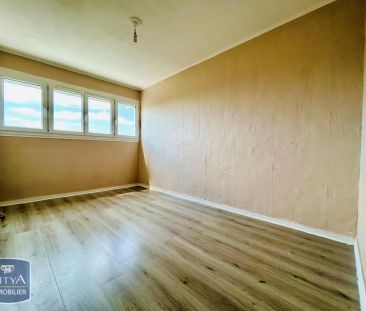 Appartement à louer 4 pièces 75.65m² - Photo 2