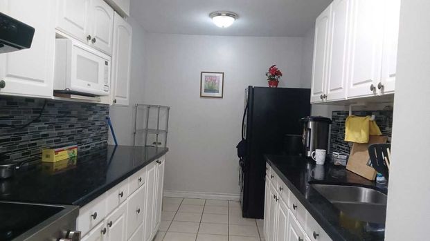 For Lease - 390 Dixon Road Unit# 2213, Toronto, Ontario - Photo 1