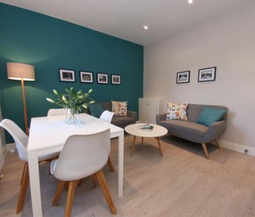 1 bedroom Flat To Let - Photo 2