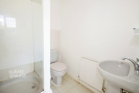 3 bedroom terraced house to rent - Photo 4