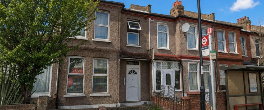 Torridon Road, London SE6 - Photo 1
