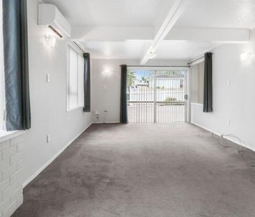 5 bedroom home! - Photo 6