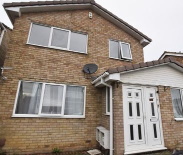 2 bedroom maisonette to rent - Photo 6