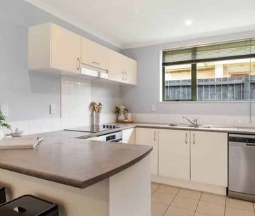 Brick and tile in Waiuku - Photo 3