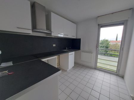 APPARTEMENT T3 74M - Photo 3