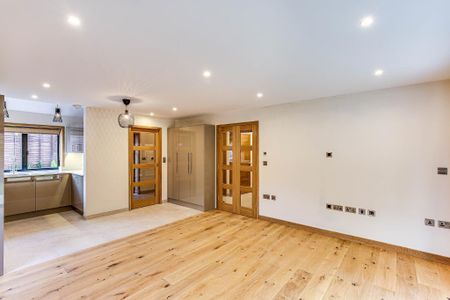 3 bedroom detached house to rent - Photo 2