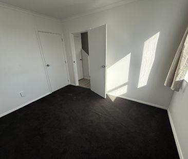 101 Hampshire St, Cannons Creek - Photo 4