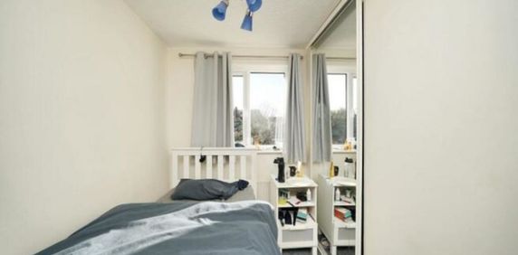 1 bedroom Property to rent - Photo 2
