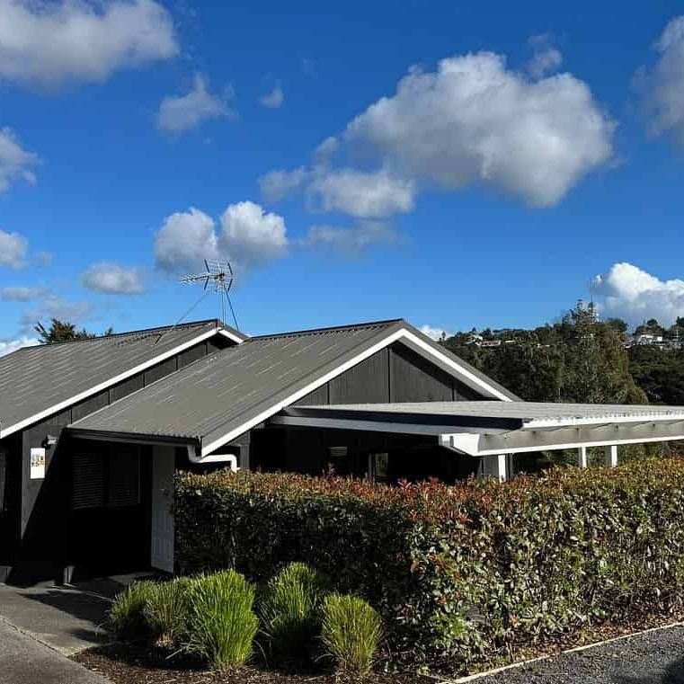 Charming 3BR Home in Torbay! - Photo 1
