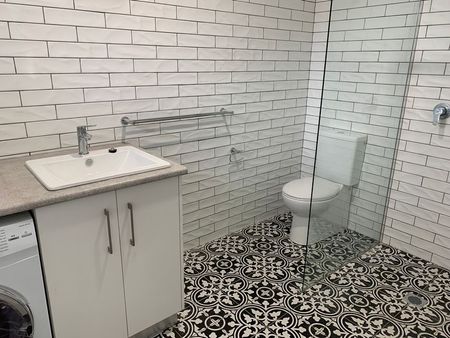 Low Maintenance Unit - Photo 4