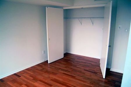 For Lease - 38 Grenville Street Unit# 1808, Toronto, Ontario - Photo 2