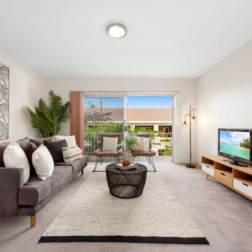 Inner-City Living in the Heart of Highgate Hill - Photo 1