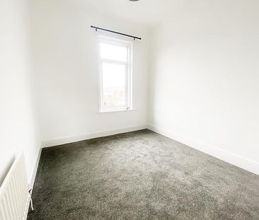 3 bedroom apartment to rent - Photo 2