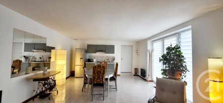 Location Maison 3 pièces 74m² CHATEAU LANDON 77570 - Photo 3