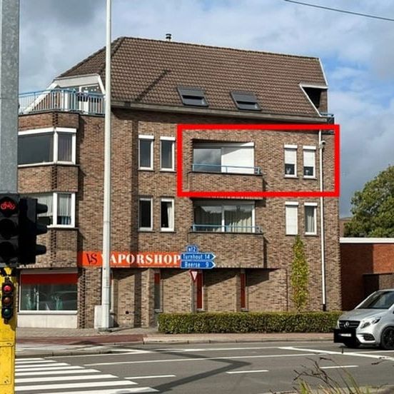 Appartement te huur - Photo 1