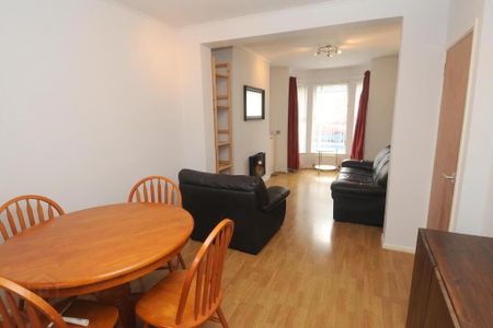 17 Fernwood Street, Belfast, BT7 3BQ - Photo 2