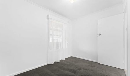 Corner block in a convenient location! - Photo 4