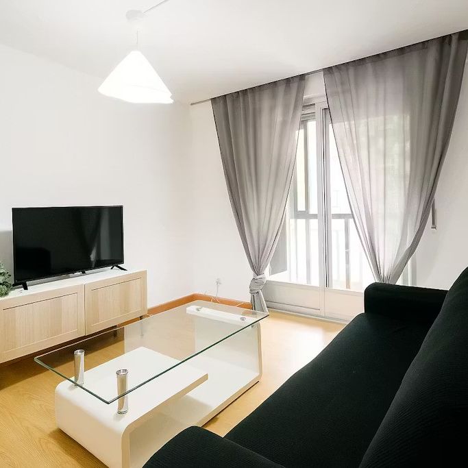 Calle de Hernán Cortés, Leganés, Community of Madrid 28911 - Photo 1