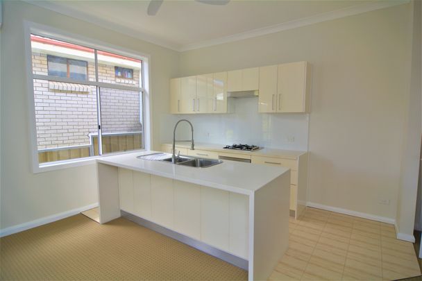 HILLSIDE LIVING - Photo 1