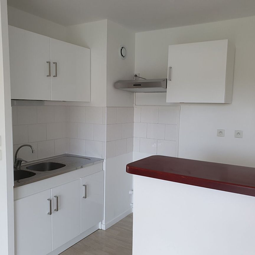 Location Appartement 3 pièces 59m² DOL DE BRETAGNE 35120 - Photo 1