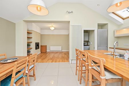21 Marlborough Park Central, Belfast, BT9 6HN - Photo 4