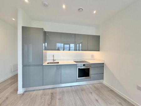 2 bedroom flat to rent - Photo 2