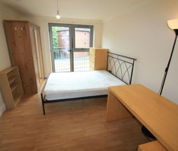 3 bedroom detached house to rent - Photo 2