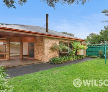 8 Tuck Street, Cheltenham VIC 3192 - House For Rent | Domain - Photo 2