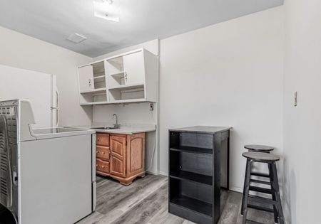 For Lease - 105 Twenty Fifth Street Unit# 20, Toronto, Ontario - Photo 3