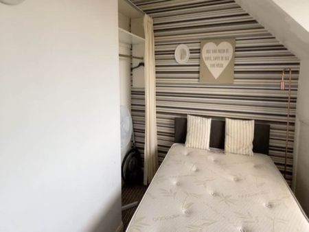 Featherbank Grove (room 3*), Horsforth , Leeds - Photo 2