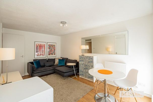 1 bedroom flat to rent - Photo 1