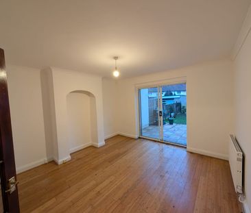 3 Bed Terraced House, Normans Mead, NW10 - Photo 1
