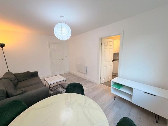 2 bedroom flat to rent - Photo 1