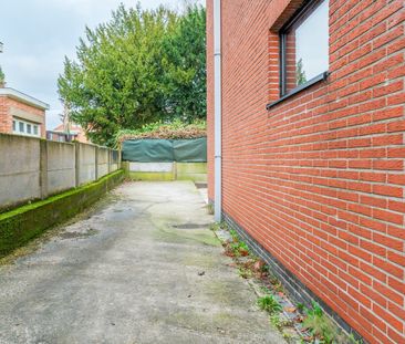 Modern één slaapkamer appartement met tuin - Photo 5