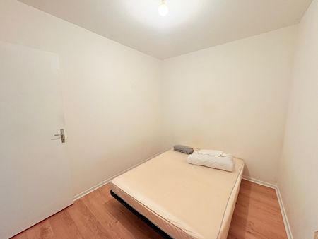 Location Appartement 2 pièces 39m² BORDEAUX 33000 - Photo 3