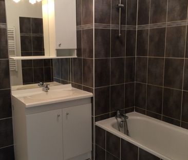 Location Appartement 3 pièces 56m² - Photo 4