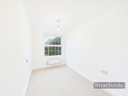 4 bedroom detached house to rent - Photo 4